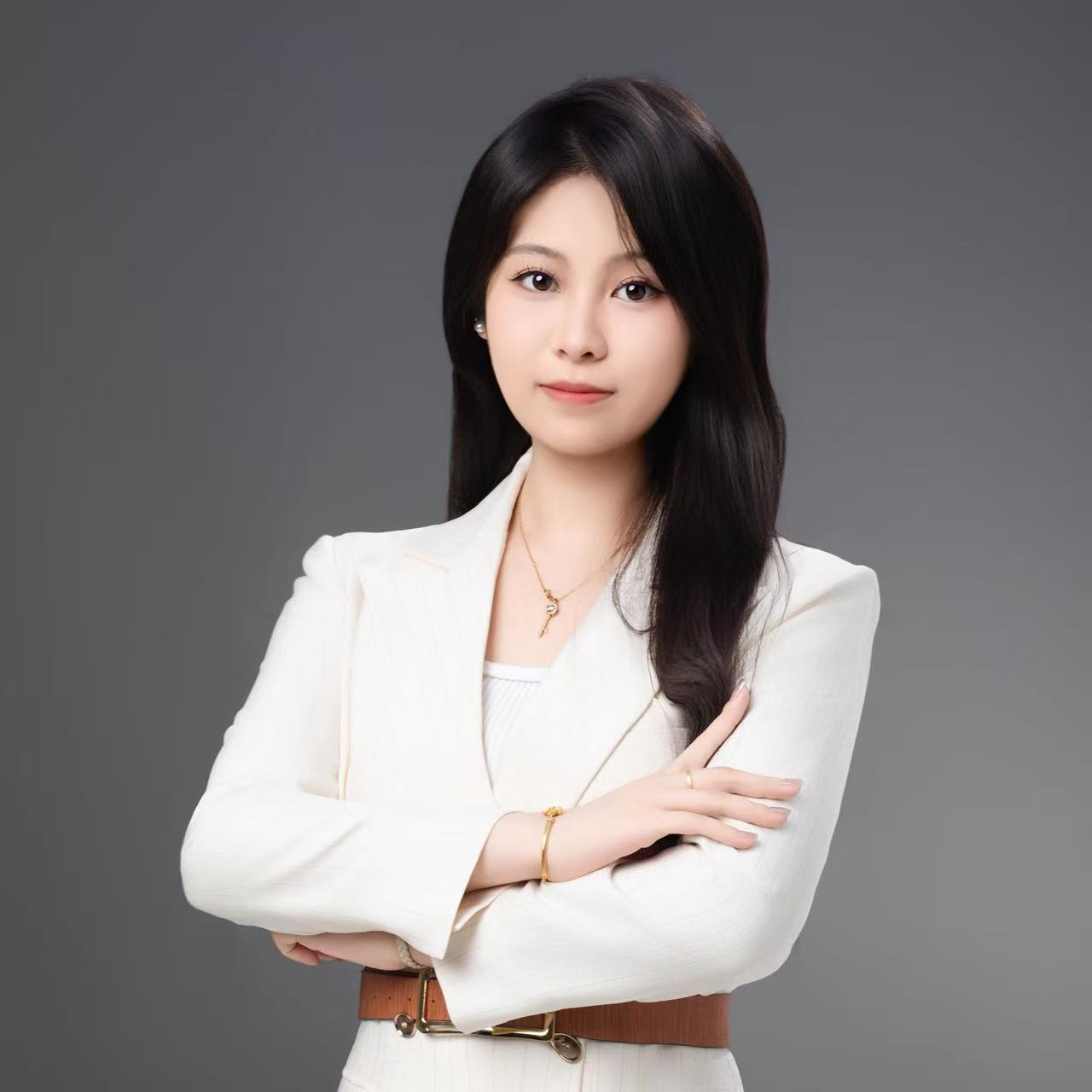 刘奕彤 实习律师