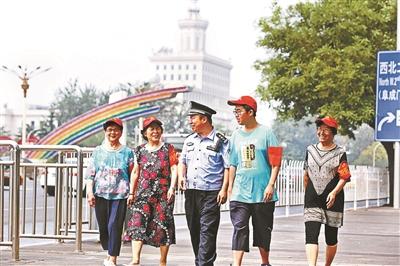 北京“西城大妈”靠提供破案线索4个月领56万元