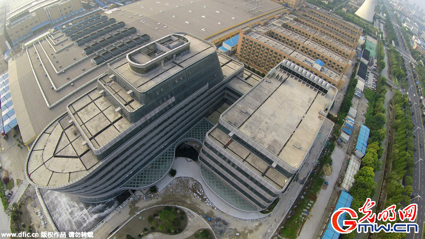 浙江惊现奇葩办公楼 外形酷似“豪华游轮”坐拥钱塘江