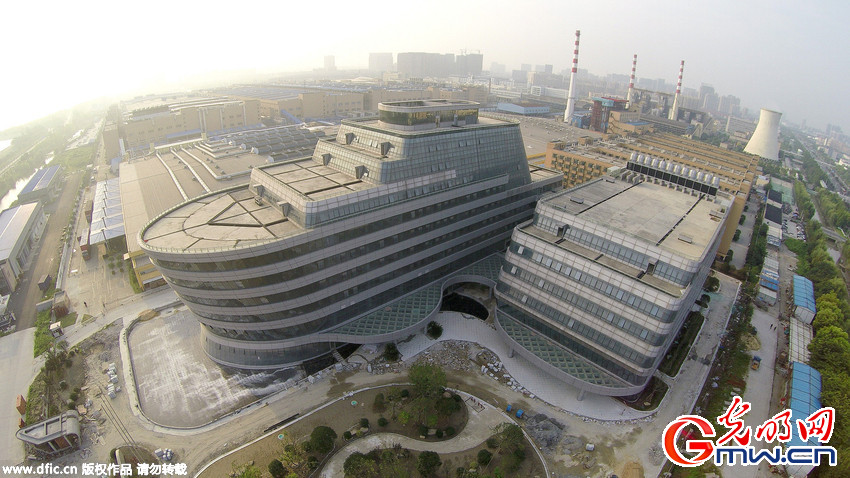 浙江惊现奇葩办公楼 外形酷似“豪华游轮”坐拥钱塘江