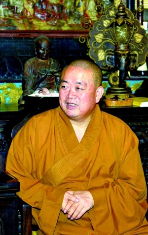 释永信被网上举报沾染女色举报者称还会披露