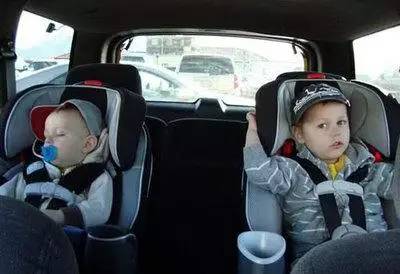 郑州惨烈车祸遇难者增至4人 宝宝奶奶抢救无效去世