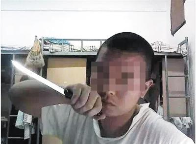 中传毕业生强奸未遂杀同校女生 住处有怪味血迹