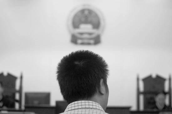 湖南男子深夜捉奸刺死第三者 多名村民求轻判