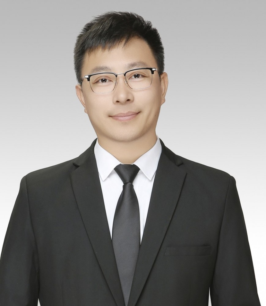 任才元 律师