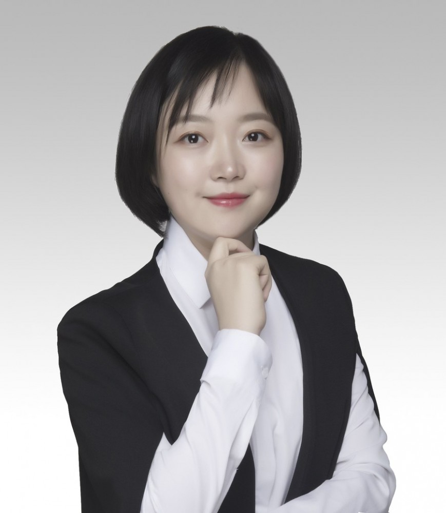 吕美英 部门主任